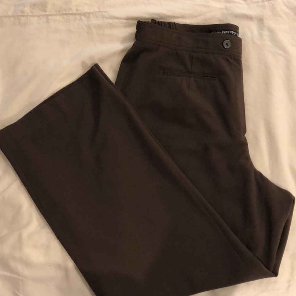 🦋Larry Levine woman brown stretch pants🦋